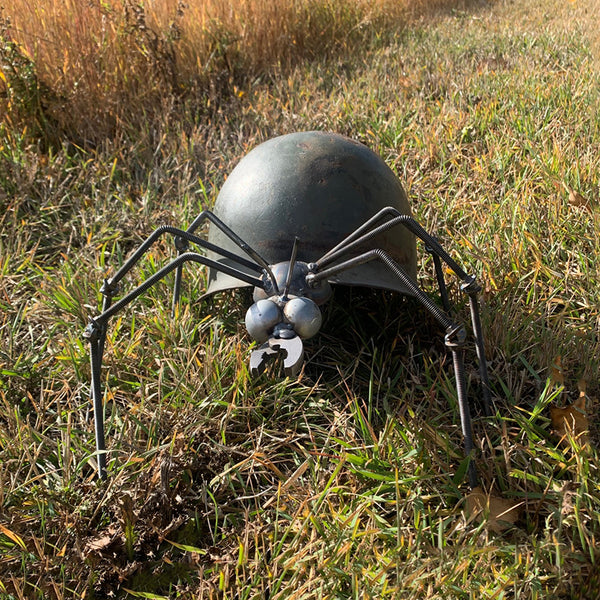 Helmet Army Ant