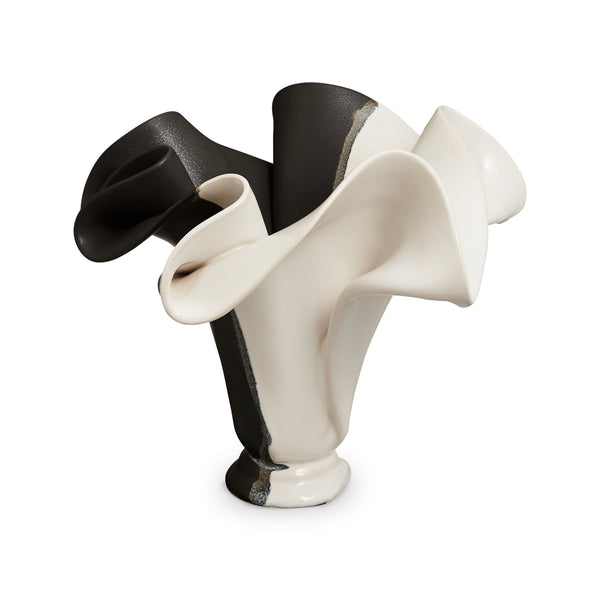 Sculpted Vase B&W