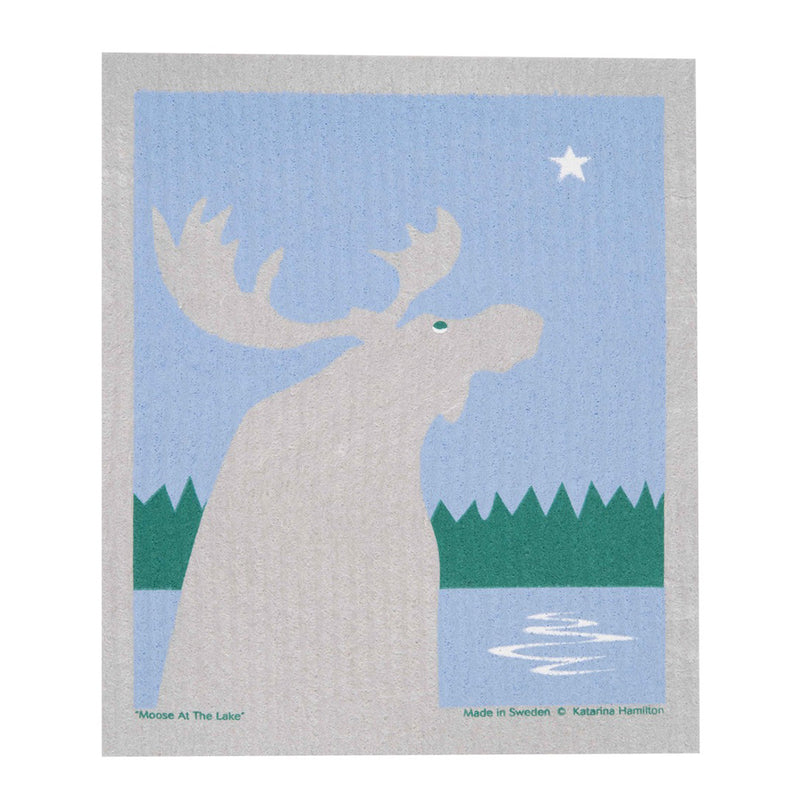Dishcloth Moose by Lake